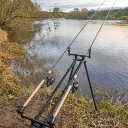 KORUM DELUXE RIVER TRIPOD